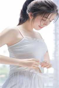 美女露全乳无遮掩图片剧情介绍