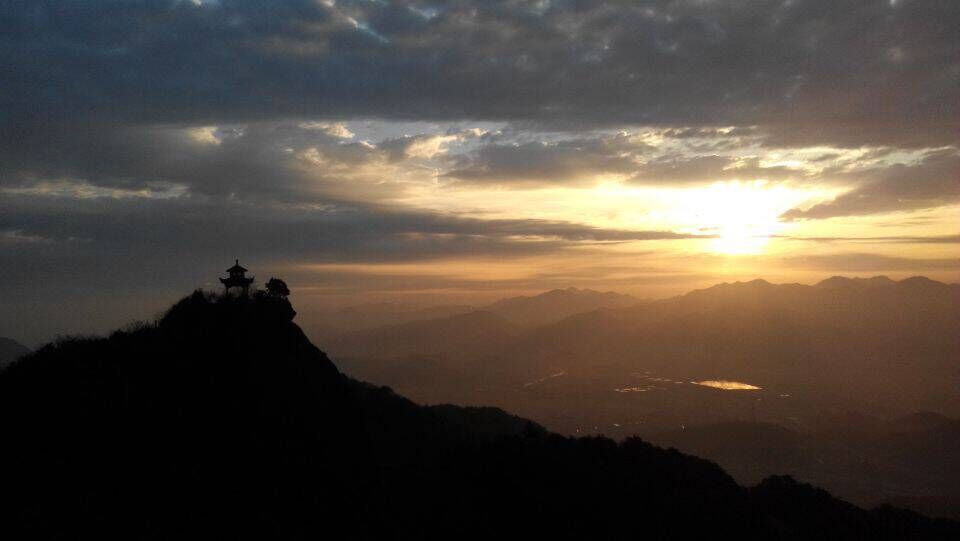 秘密基地剧情介绍